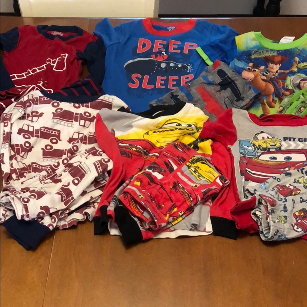 Boys two piece 3T pajamas